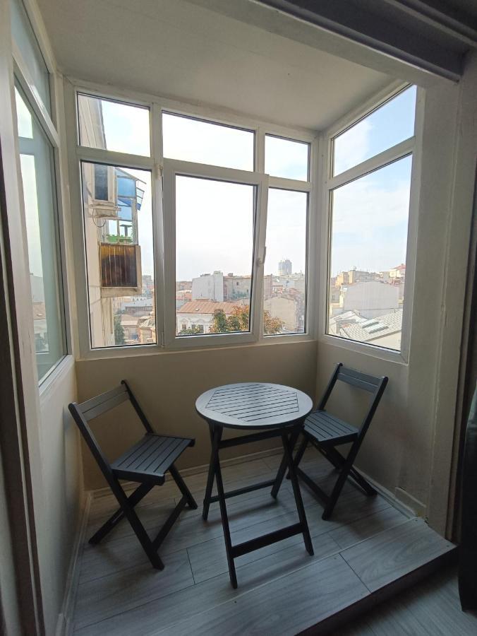 Old Town Within Apartment Bucharest Exterior photo